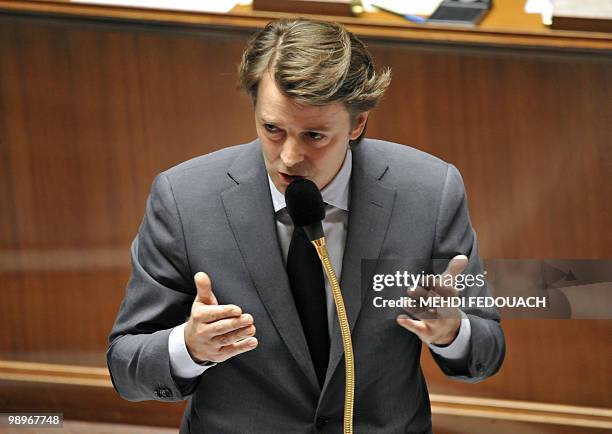 France's Minister for budget Francois Baroin speaks during the session of questions to the government on May 11, 2010 at the National Assembly....