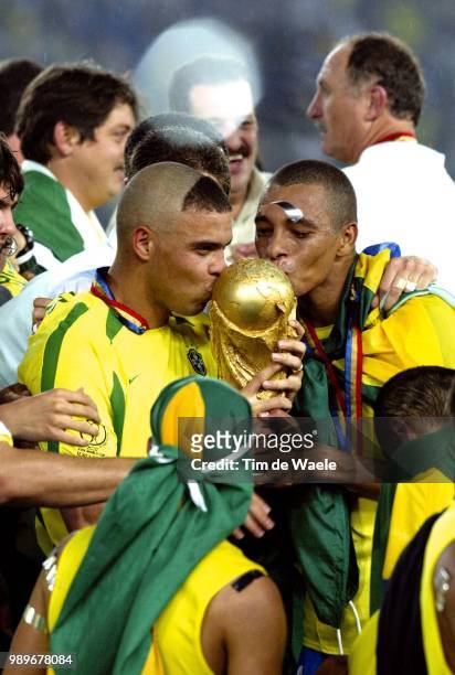 Final, Germany - Brazil, Wc 2002 /Ronaldo, Gilberto Silva, Scolari Luiz Felipe, Trophee, Coupe, Beker, Cup, Tropy, Trofee /Allemagne, Duitsland,...