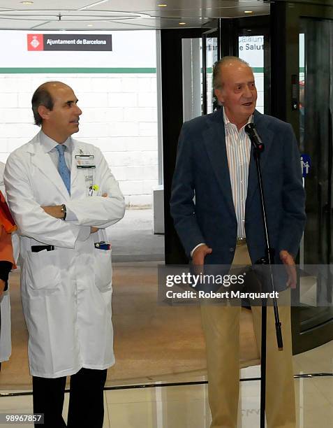 King Juan Carlos of Spain leaves the Clinic Hopital, four days after undergoing an operation to remove a nodule on his right lung on May 11, 2010 in...