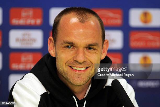 Danny Murphy smiles during the Fulham press conference ahead of the UEFA Europa League final match against Atletico Madrid at HSH Nordbank Arena on...