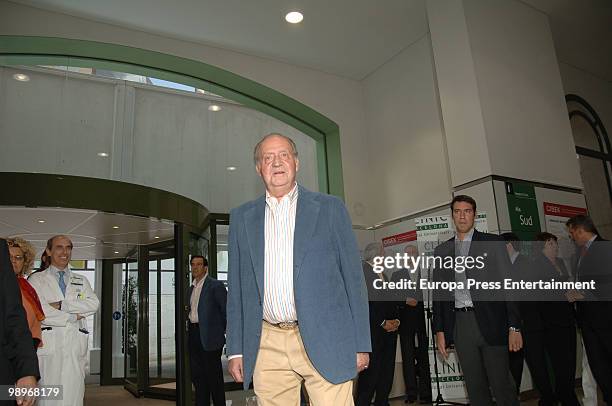 King Juan Carlos I of Spain is seen leaving the Clinic Hopital, four days after undergoing an operation to remove a nodule on his right lung on May...