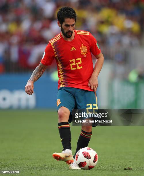 Isco of Spain controls the ball during the 2018 FIFA World Cup Russia Round of 16 match between Spain and Russia at Luzhniki Stadium on July 1, 2018...