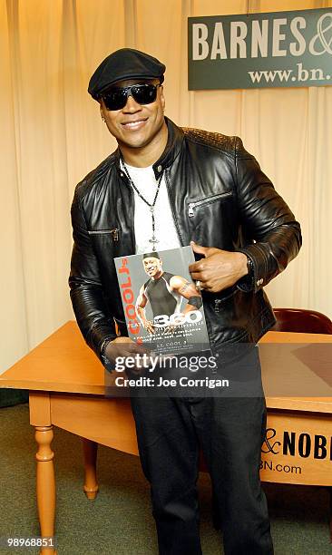 Actor/hip hop artist L.L. Cool J signs copies of "Platinum 360 Diet and Lifestyle" at Barnes & Noble 5th Avenue on May 11, 2010 in New York City.