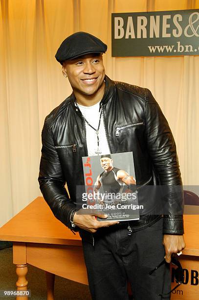 Actor/hip hop artist L.L. Cool J signs copies of "Platinum 360 Diet and Lifestyle" at Barnes & Noble 5th Avenue on May 11, 2010 in New York City.