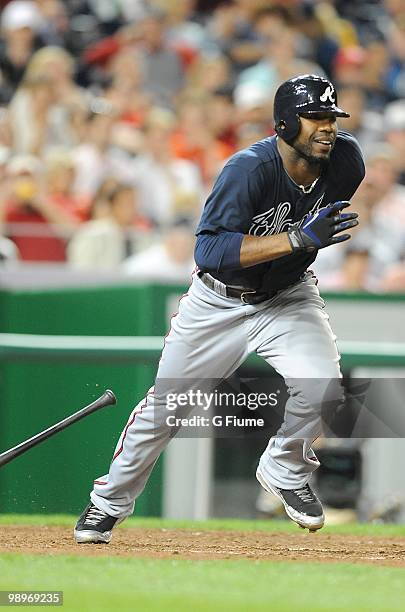 Jason Heyward of the Atlanta Braves runs towards first base during the game against the Washington Nationals at Nationals Park on May 4, 2010 in...