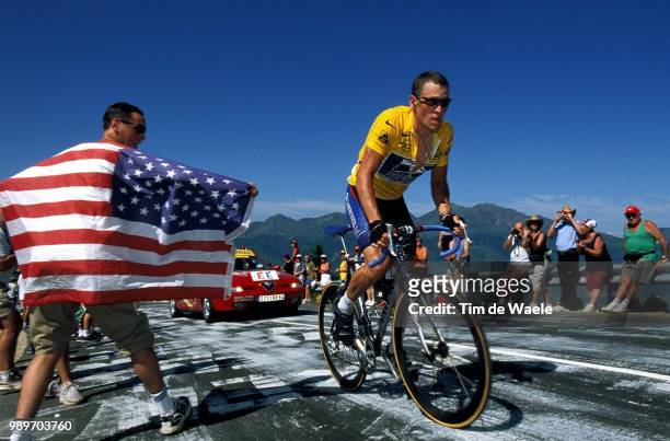 Tour De France 2002 /Armstrong Lance, Montagne, Berg, Mountain, Drapeau Americain, American Flag, Amerikaanse Vlag, Tdf, Ronde Van Frankrijk,