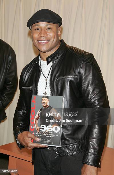 Cool J promotes "Platinum 360 Diet and Lifestyle" at Barnes & Noble 5th Avenue on May 11, 2010 in New York City.