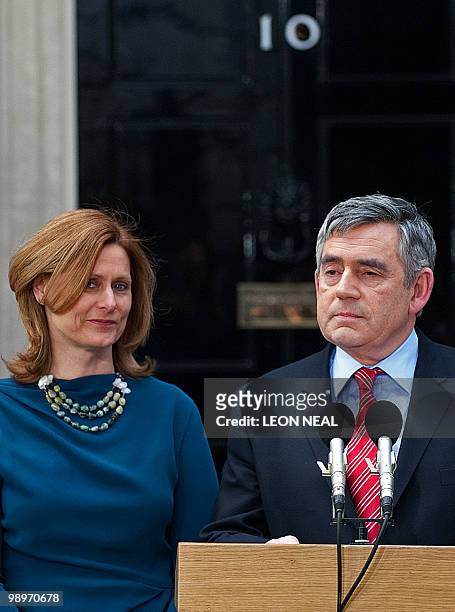 Leader of Britain's ruling Labour Party, Gordon Brown, stands with his wife Sarah as he announces his resignation as Prime Minister, outside of 10...
