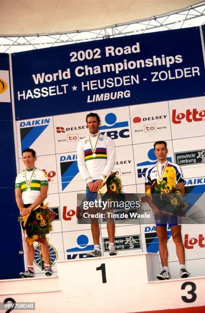 World Championships Zolder 2002 /Mc Ewen Robbie, Cipollini Mario, Zabel Eric, Podium, Illustration, Illustratie, Medaille D' Or, Gouden, Gold Medal,...