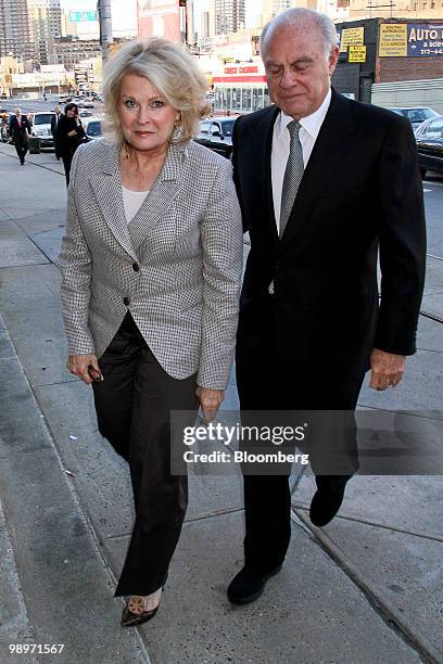 Actress Candice Bergen, left, and her husband Marshall Rose arrive for the Robin Hood Foundation gala in New York, U.S., on Monday, May 10, 2010. The...