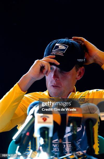 Tdf 2002, Time Trial, Stage 19, Armstrong Lance, Maillot Jaune, Gele Trui, Yellow Jersey, Credit Lyonnais, Press Conference, Conference De Presse,...