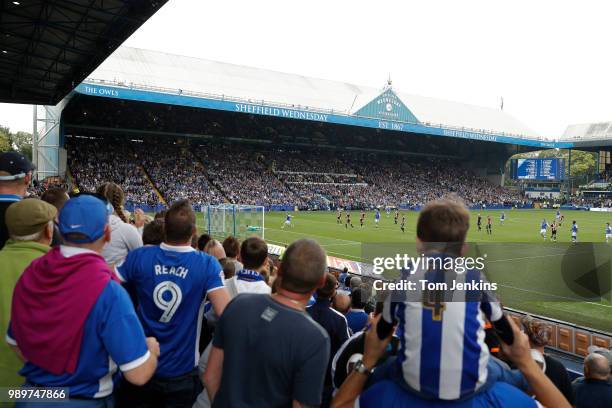 Watching from the Spion Kop end as the home side attack in the 2nd half during the Sheffield Wednesday v Sheffield United EFL Championship match at...