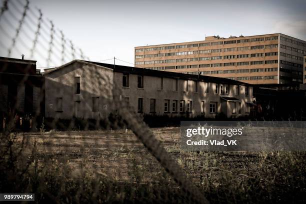 abandoned city - concentration camp photos 個照片及圖片檔