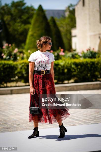 Mandy Moore attends the Dior show, during Paris Fashion Week Haute Couture Fall Winter 2018/2019, on July 2, 2018 in Paris, France.