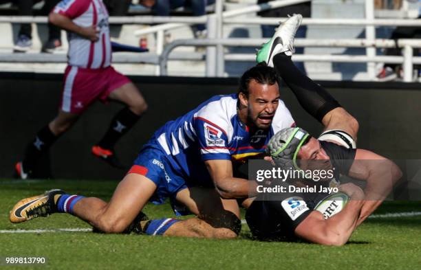 Guido Petti of Jaguares converts a try during a match between Jaguares and Stormers as part of Super Rugby 2018 at Estadio Jose Amalfitani on June...