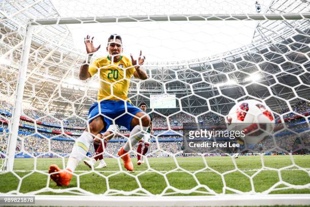 Roberto Firmino of Brazil scores his team's second goal during the 2018 FIFA World Cup Russia Round of 16 match between Brazil and Mexico at Samara...
