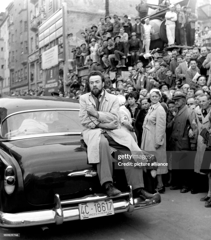 1954 FIFA World Cup: Arrival of the German National Football Team in Munich