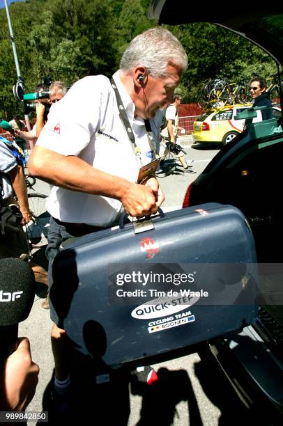 Tour De France 2005, Stage 12 Lefevere Patrick Manager Team Quick-Step Innergetics, Boonen Tom Knee Injury Blessure Genou Knie Blessure Brianã§On -...