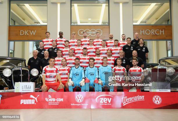 Teampresentation FSV Zwickau, back row from left: Ronny Koenig, Tarsis Bonga, Lion Lauberbach, Bryan Gaul, Nico Beyer, Nico Antonitsch, Morris...