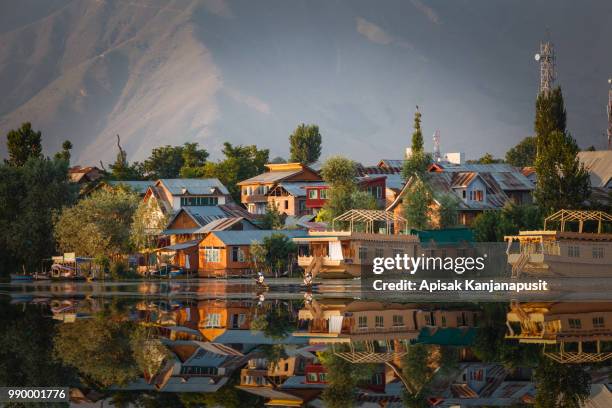 kashmir houseboats - chinese house churches stock pictures, royalty-free photos & images