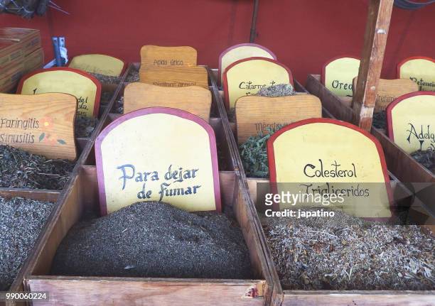 food stalls in street stores. herbs to make infusions that cure various diseases - anatomical substance imagens e fotografias de stock