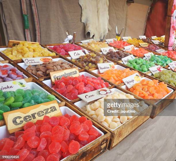food stalls in street stores. candied fruits - anatomical substance imagens e fotografias de stock