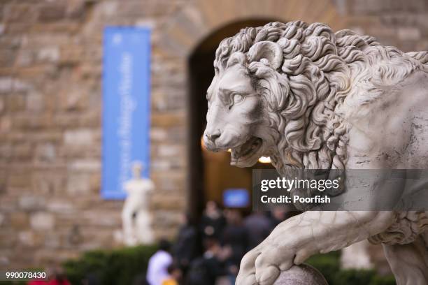 medici lion - medici stock pictures, royalty-free photos & images