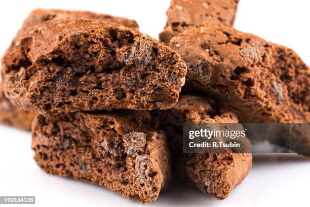 cantucci with chocolate pieces isolated on white background - cookie crumble stock pictures, royalty-free photos & images