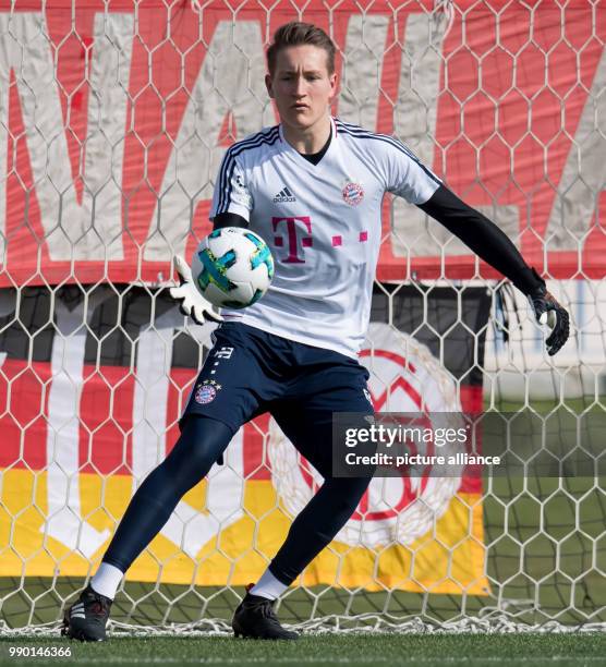 Bayern Munich's Ron-Thorben Hoffmann participates in the training session in Doha, Qatar, 05 January 2017. The FC Bayern Munich squad is preparing...