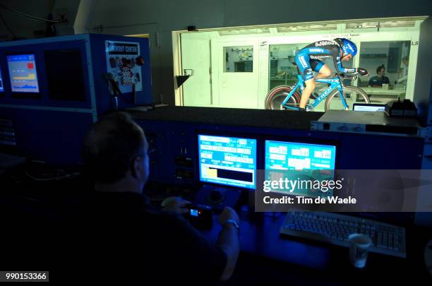 Ivan Basso , Wind Tunnel Testinglow Speed Wind Tunnel, Team Discovery Channel Tim De Waele