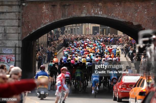 Milano - Sanremoillustration Illustratie, Peleton Peloton, Bridge Pont Brug, Tunnel, Landscape Paysage Landschap Milaan - Sanremo , 100 Anni...