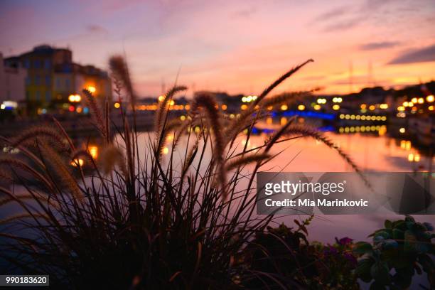 the sunset in martigues - martigues stock pictures, royalty-free photos & images