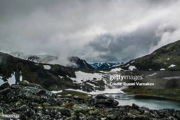 pass kar-kar - karkar stock pictures, royalty-free photos & images