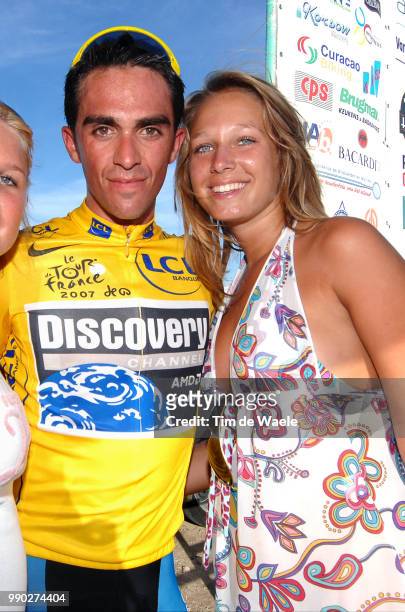 Curacao Hollidays 2007Alberto Contador Yellow Jersey, Sofie Van Vliet Daughter Fille Dochter Leo Van Vliet Organiser Amstel Gold Curacao Race /Amstel...