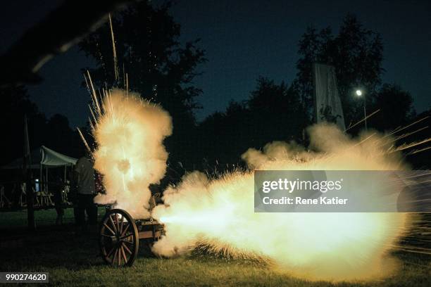 canon fire - civil war reenactment stockfoto's en -beelden