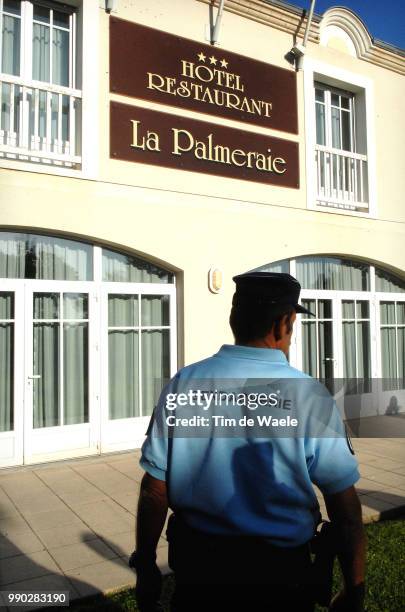 Astana Doping Scandal, Tdf 2007Police Politie Gendarmerie, Hotel La Palmeraie, Positive Doping Control Alexandre Vinokourov Team Astana, Rest Day In...