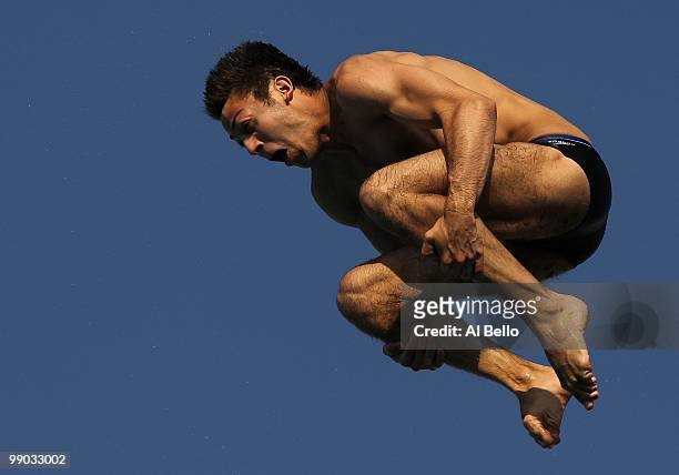 Nick McCrory dives during the Men's platform preliminaries at the Fort Lauderdale Aquatic Center during Day 2 of the AT&T USA Diving Grand Prix on...