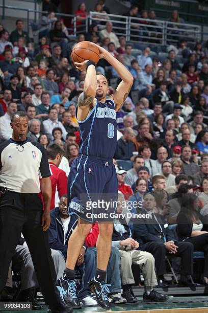 Deron Williams of the Utah Jazz makes a jumpshot against the Milwaukee Bucks on March 12, 2010 at the Bradley Center in Milwaukee, Wisconsin. NOTE TO...