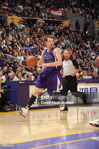 Beno Udrih of the Sacramento Kings drives the ball against the Los Angeles Lakers at Staples Center on April 13, 2010 in Los Angeles, California....