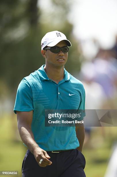 Players Championship: Tiger Woods during Friday play at Stadium Course of TPC Sawgrass. Ponte Vedra Beach, FL 5/7/2010 CREDIT: Robert Beck