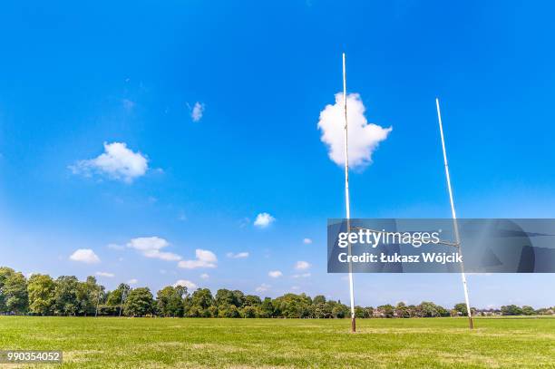 rugby pitch - rugby pitch stock-fotos und bilder