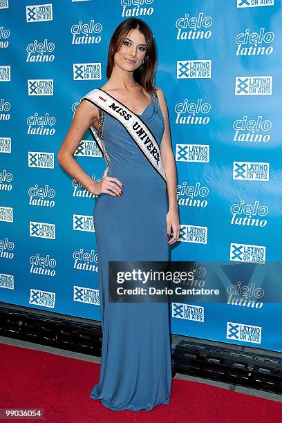 Miss Universe Stefania Fernandez attends the 2010 Cielo Latino Gala at Cipriani, Wall Street on May 11, 2010 in New York City.