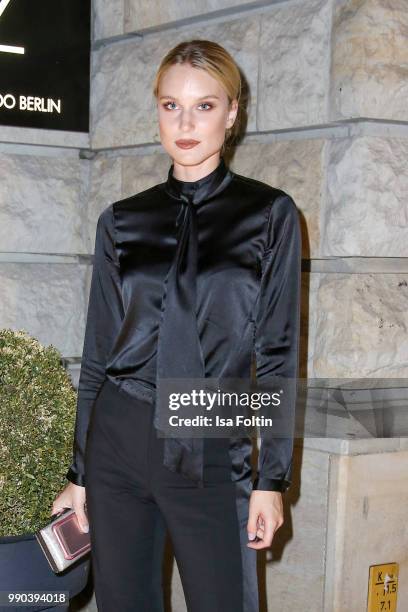 Model Kim Hnizdo during the Bunte New Faces Night at Grace Hotel Zoo on July 2, 2018 in Berlin, Germany.