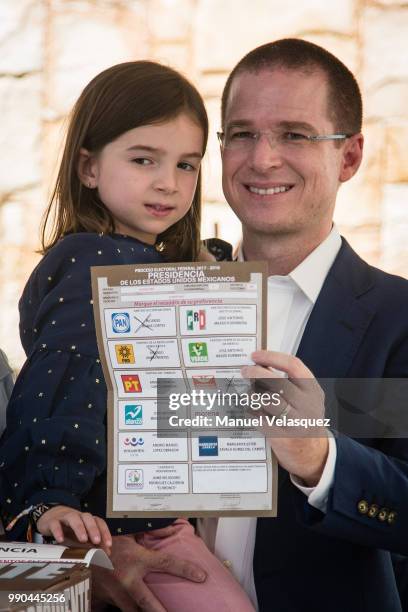 Ricardo Anaya , Presidential Candidate for the coalition 'Por Mexico al Frente', shows his ballot at his polling station as part of the Mexico 2018...