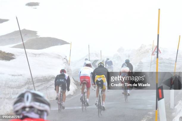 Giro D'Italia, Stage 20Illustration Illustratie, Passo Gavia, Peleton Peloton, Snow Neige Sneeuw, Mist Brouillard, Landscape Paysage Landschap...
