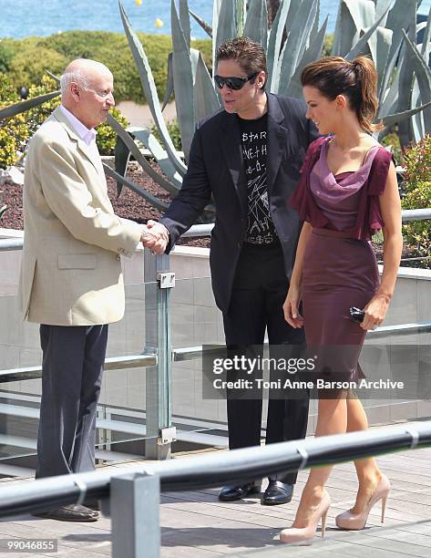 Cannes Film Festival President Gilles Jacob, juror Benicio Del Toro and juror Kate Beckinsale attend the Jury Photocall at the Palais des Festivals...