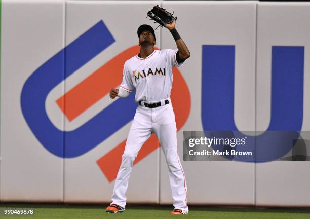 Lewis Brinson of the Miami Marlins anticipates the ball during the game against the Arizona Diamondbacks at Marlins Park on June 27, 2018 in Miami,...