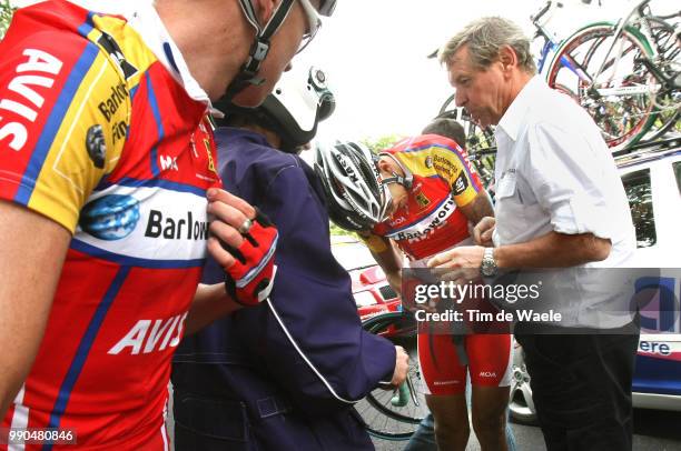 Tour De France, Stage 1Soler Hernandez Juan Mauricio Crash Chute Val Injury Blessure Gewond, Gerard Porte Doctor Docteur Dokter /Brest - Plumelec...