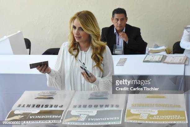 Angelica Rivera casts her vote during the Mexico 2018 Presidential Election on July 1, 2018 in Mexico City, Mexico.