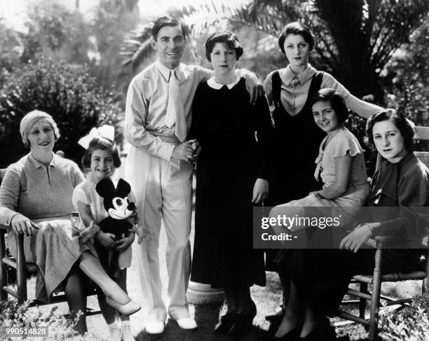 Actor screenwriter and film producer Eddie Cantor and his wife Ida pose with their daughters, Janet , Edna , Natalie , Marilyn and Marjorie on March...